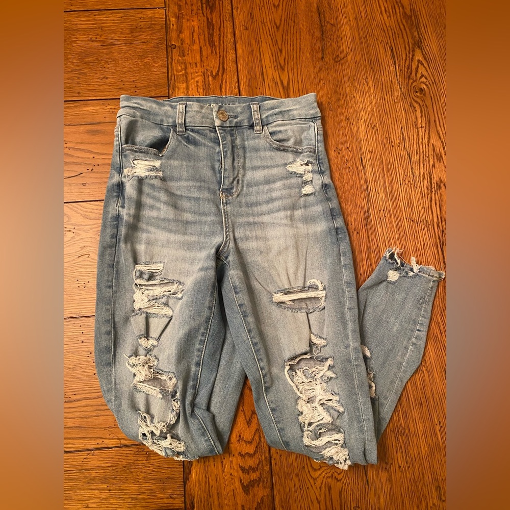 AE AMERICAN EAGLE DISTRESSED JEGGING SZ 4